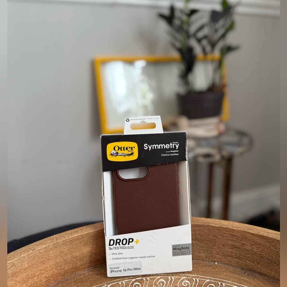 16 Pro Max - OtterBox Symmetry Series Leather Case - Brown Leather